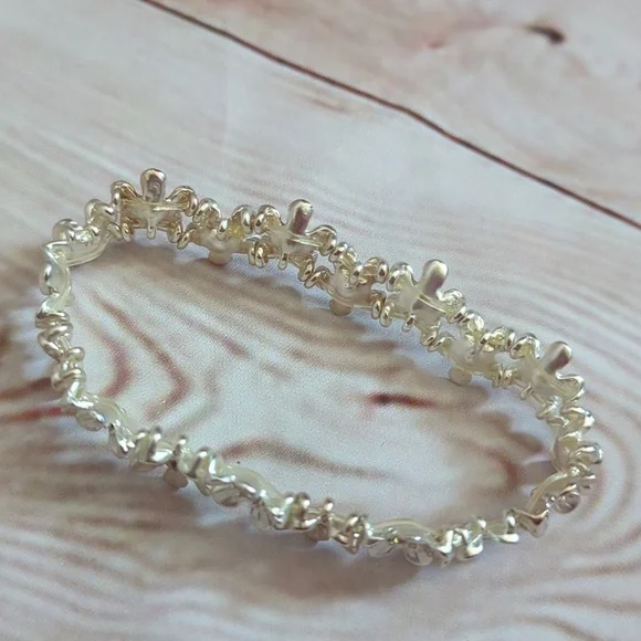 Silver Tone Forget Me Not Stretch Bracelet - Picture 3 of 3